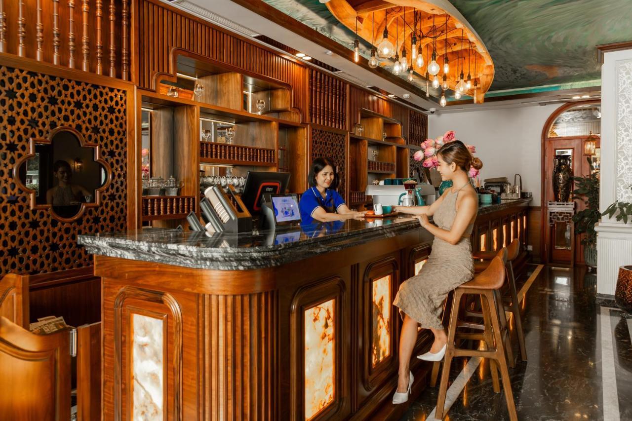 Grand Fleuve Boutique Hotel ฮาลอง ภายนอก รูปภาพ