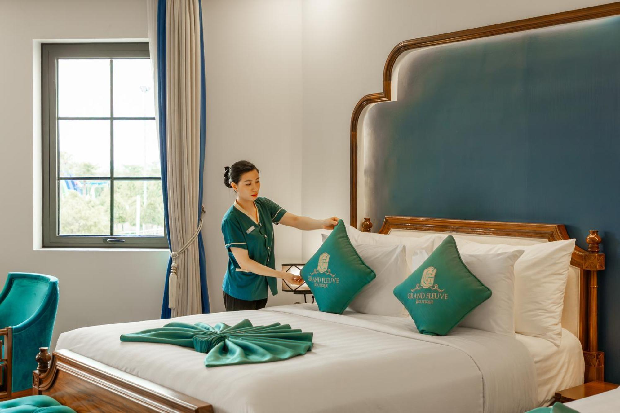 Grand Fleuve Boutique Hotel ฮาลอง ภายนอก รูปภาพ